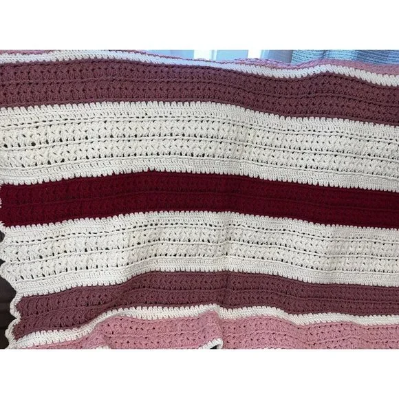 Vintage Hand Crocheted  Baby Throw Afghan Pink White 60 Inch X 40 Inch - Picture 3 of 5